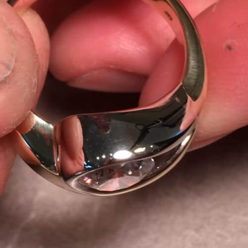 how to clean jewelry with toothpaste